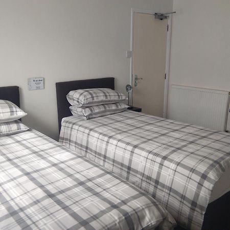 לייסטר Comfort Guest House חדר תמונה