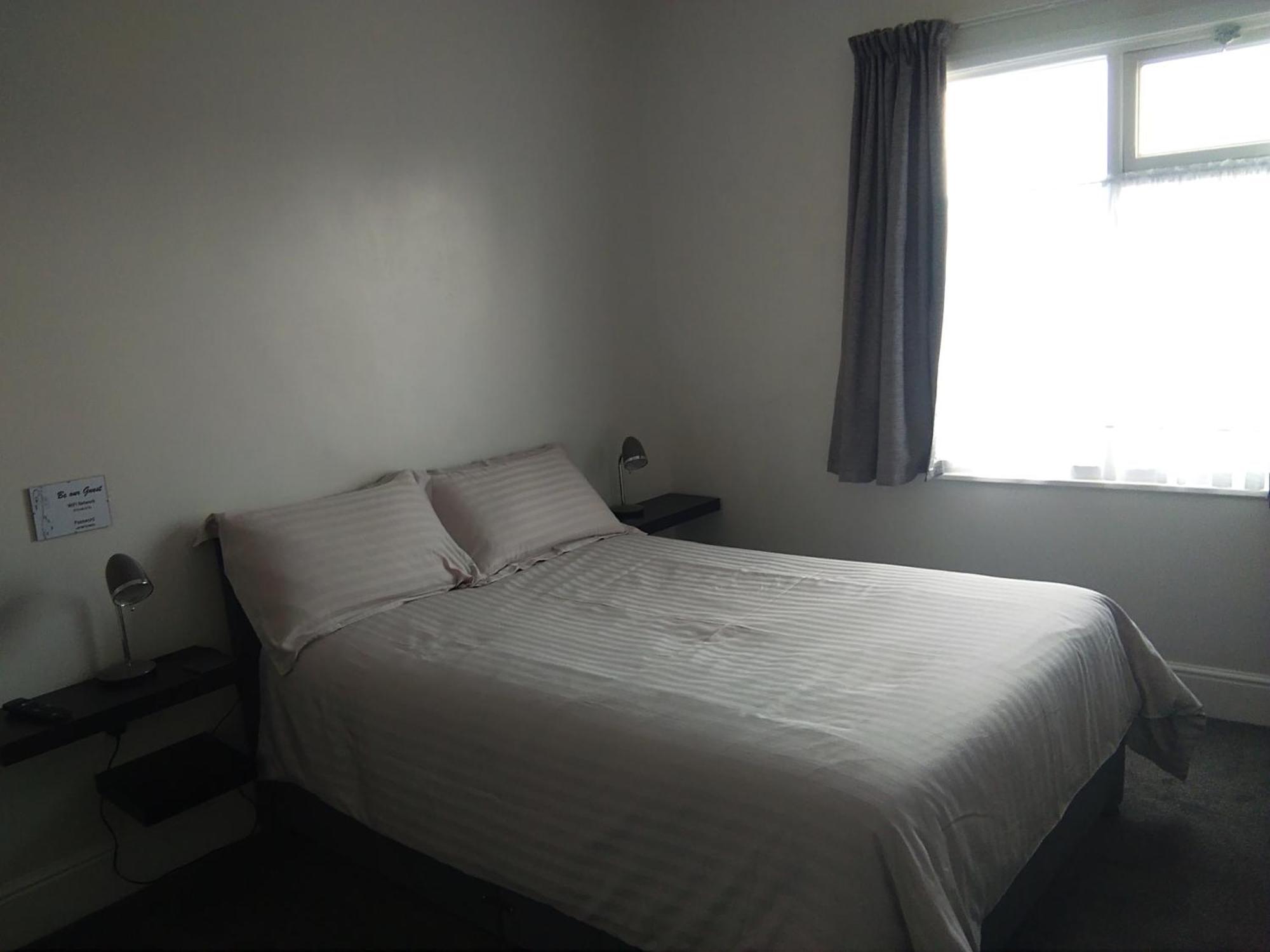 לייסטר Comfort Guest House מראה חיצוני תמונה